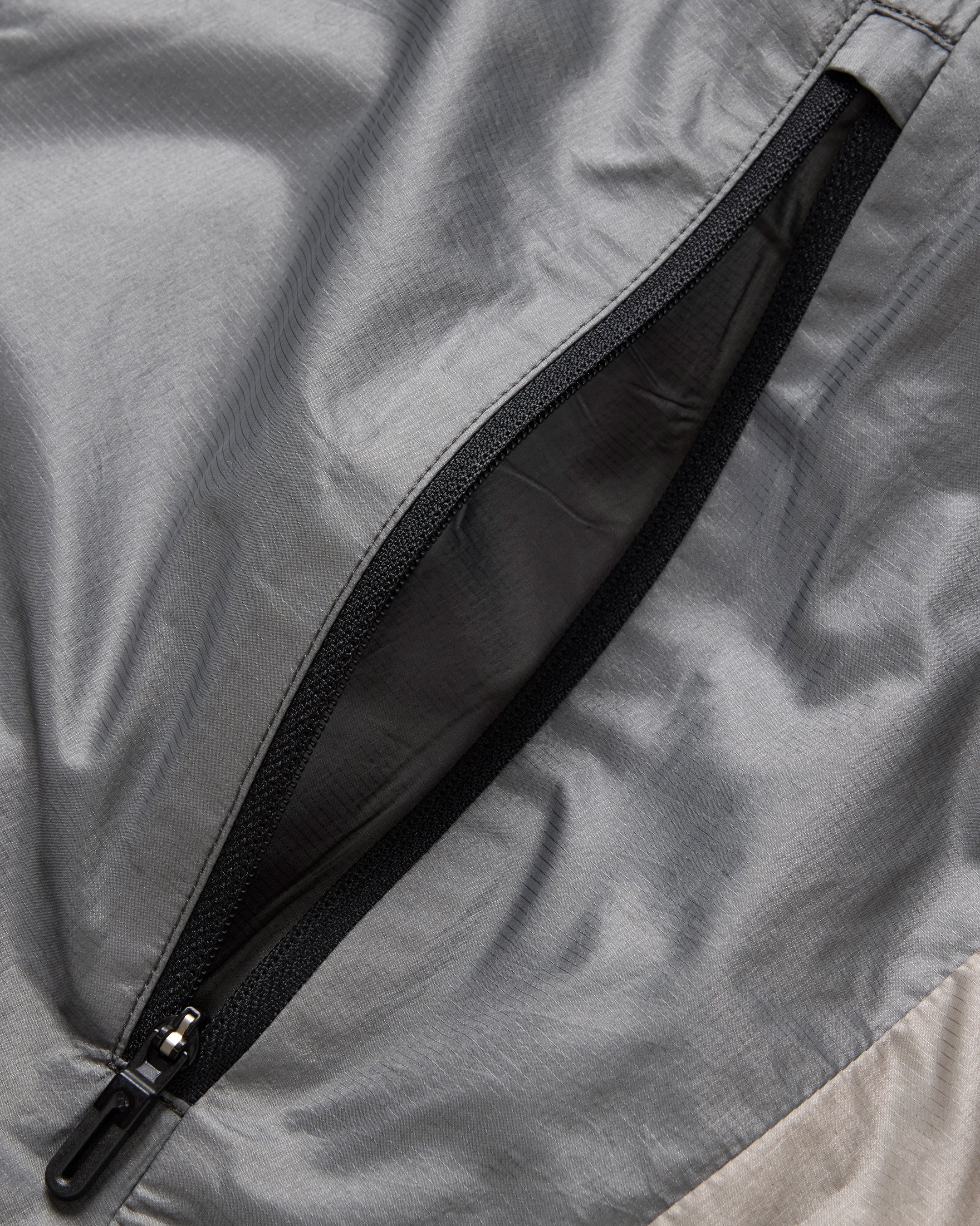 Descente Allterrain x JJJJound Reversible Vest - Image 7