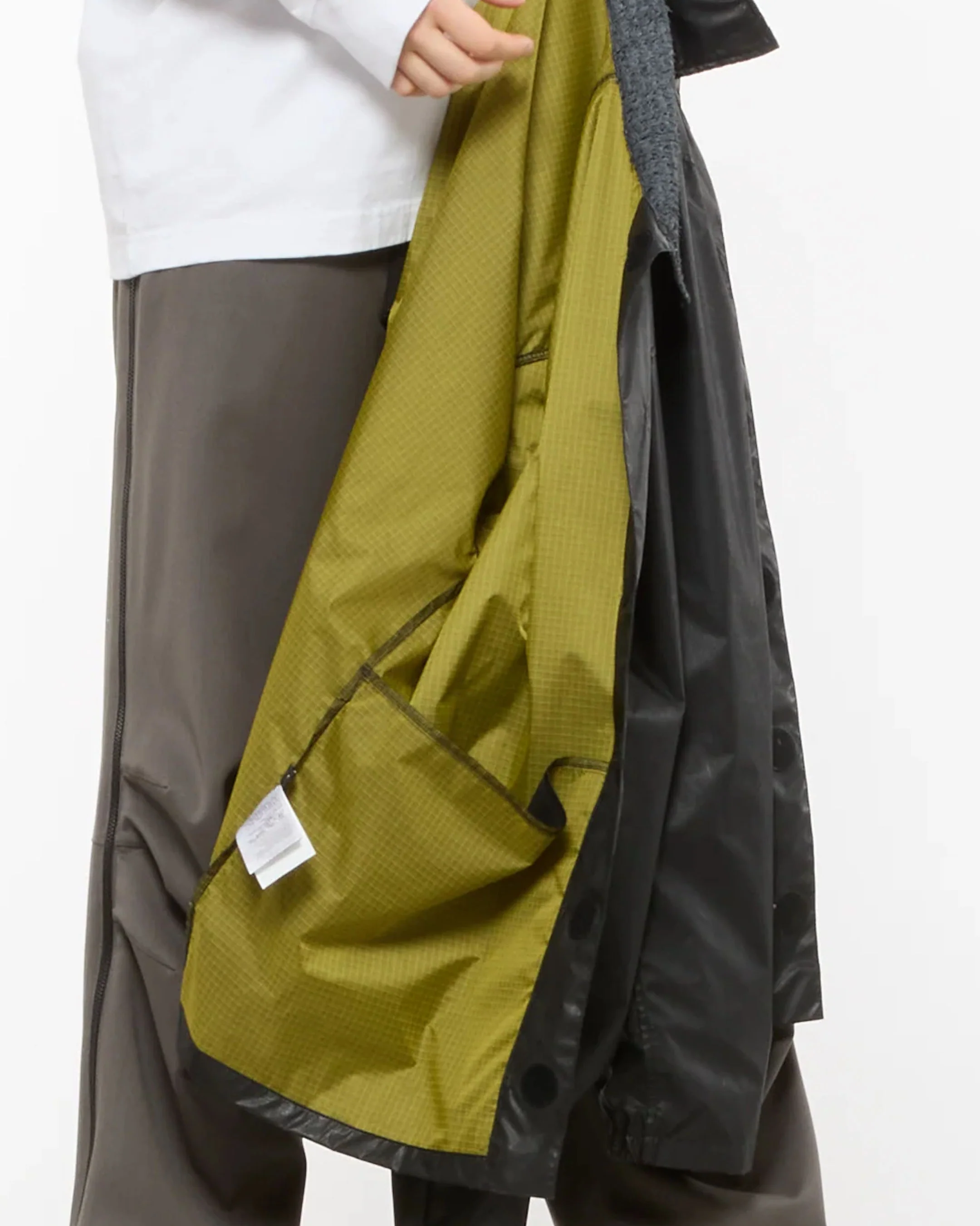 Spinn Alpha Collar Overshirt - Black - Image 7