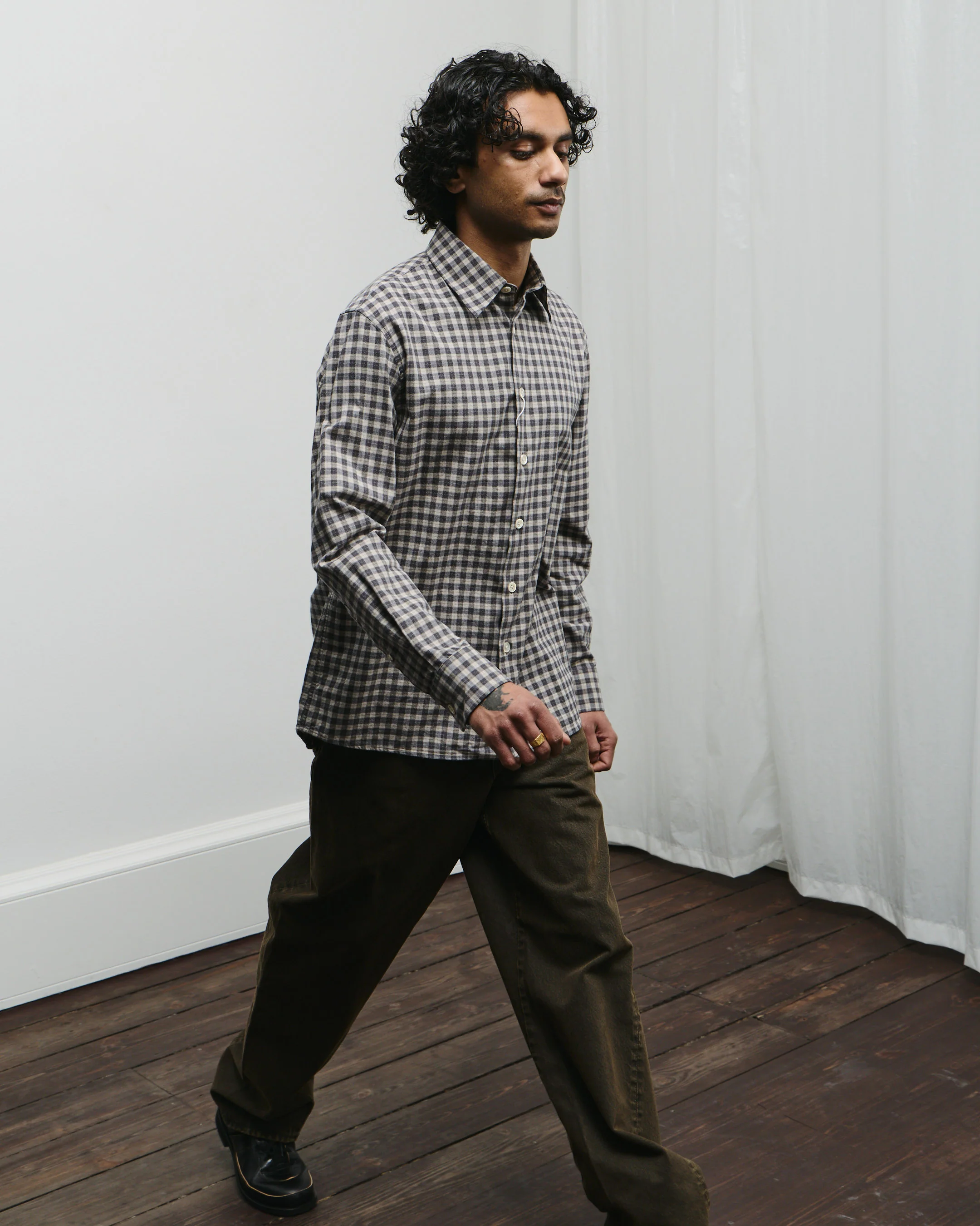 Studio Shirt - Image 3